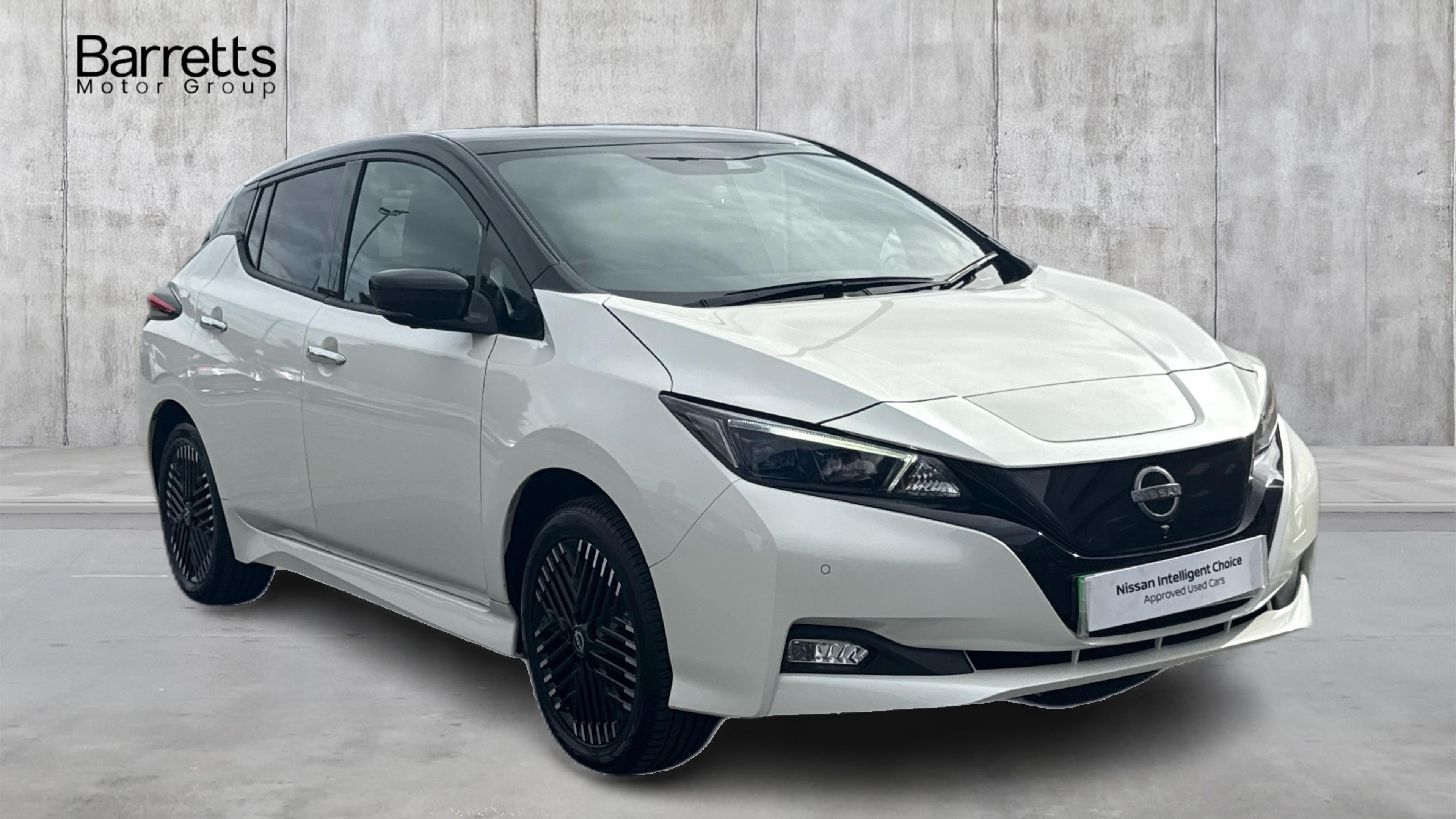 Main listing image - Nissan Leaf
