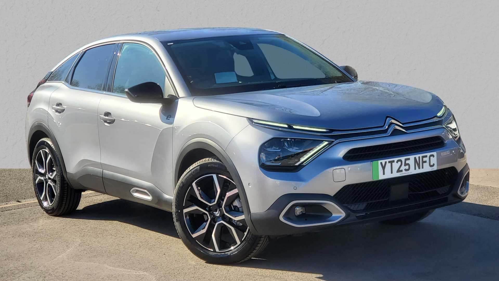 Main listing image - Citroen C4