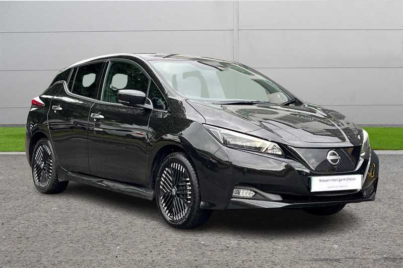 Main listing image - Nissan Leaf