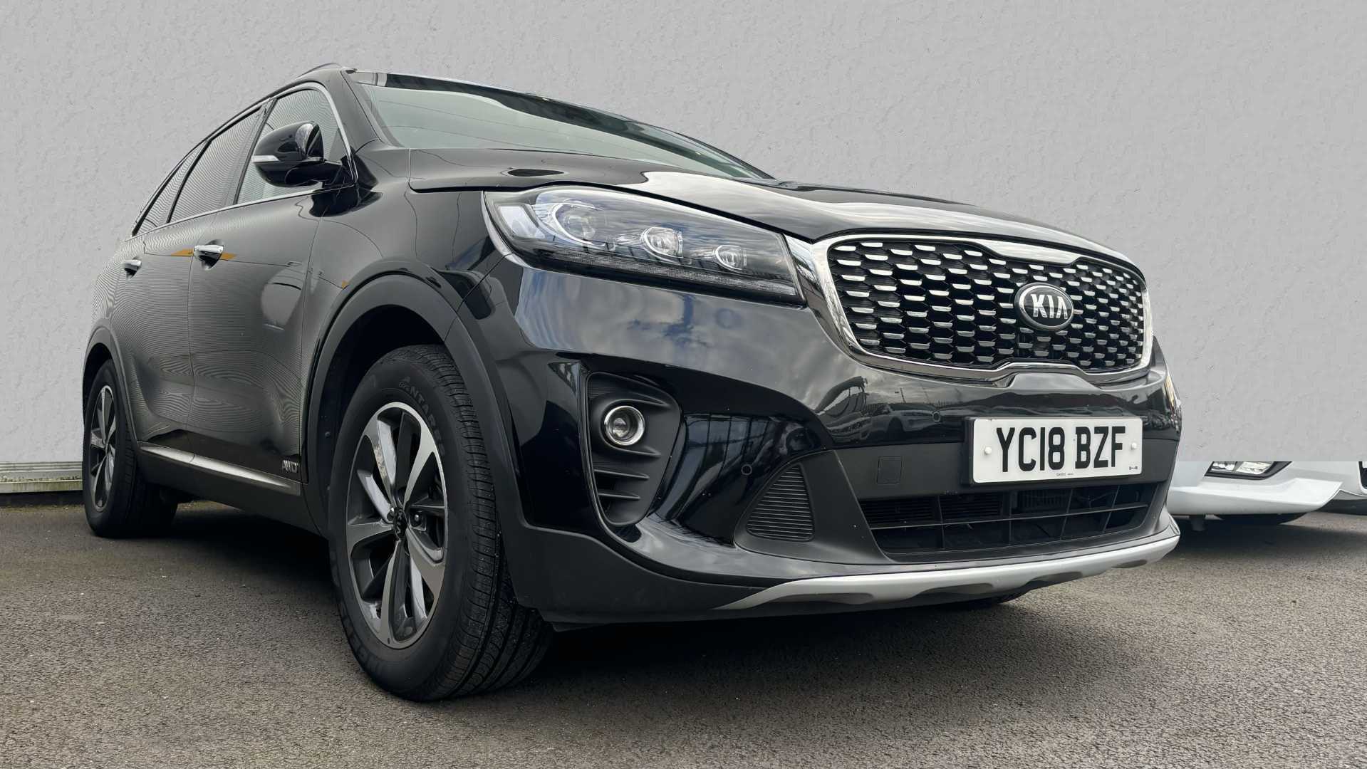 Main listing image - Kia Sorento