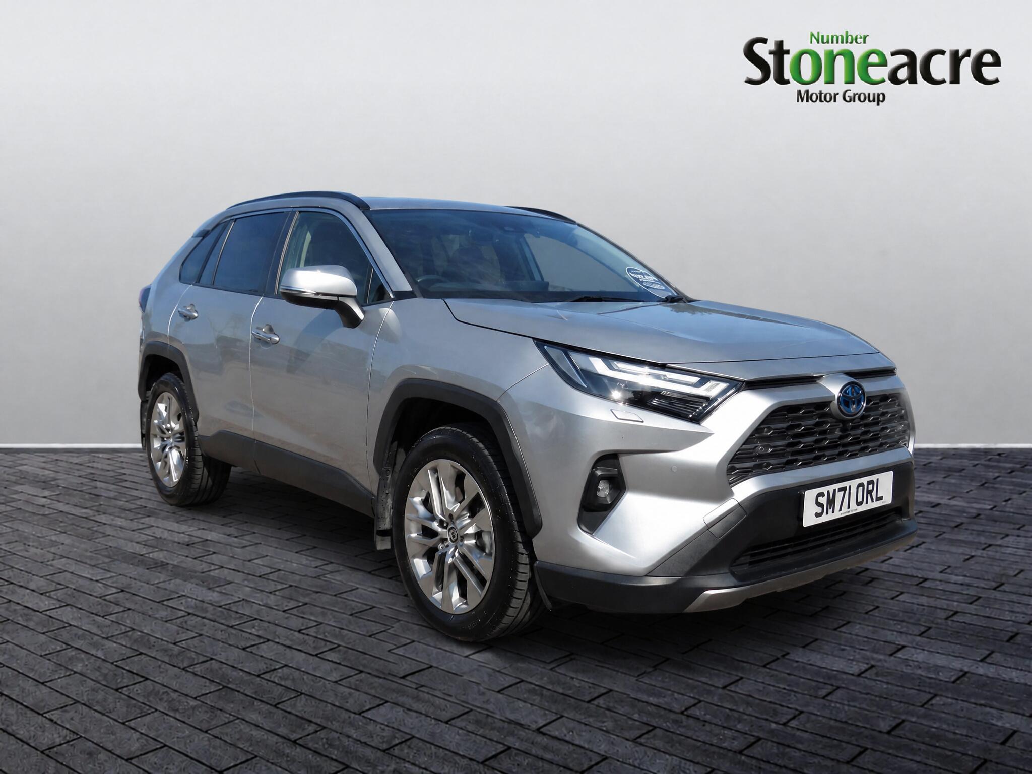 Main listing image - Toyota RAV4
