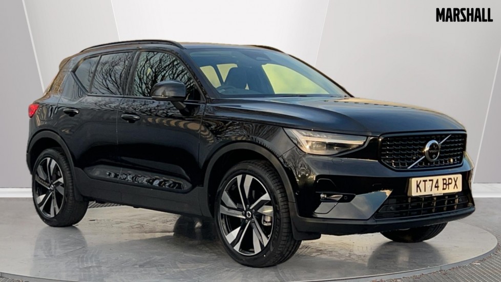 Main listing image - Volvo XC40