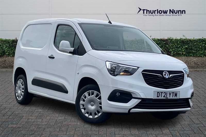 Main listing image - Vauxhall Combo Cargo