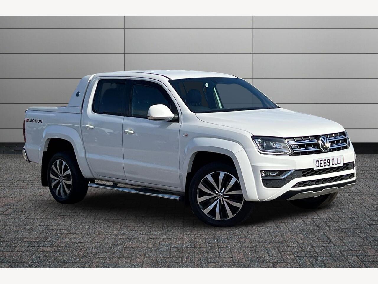 Main listing image - Volkswagen Amarok