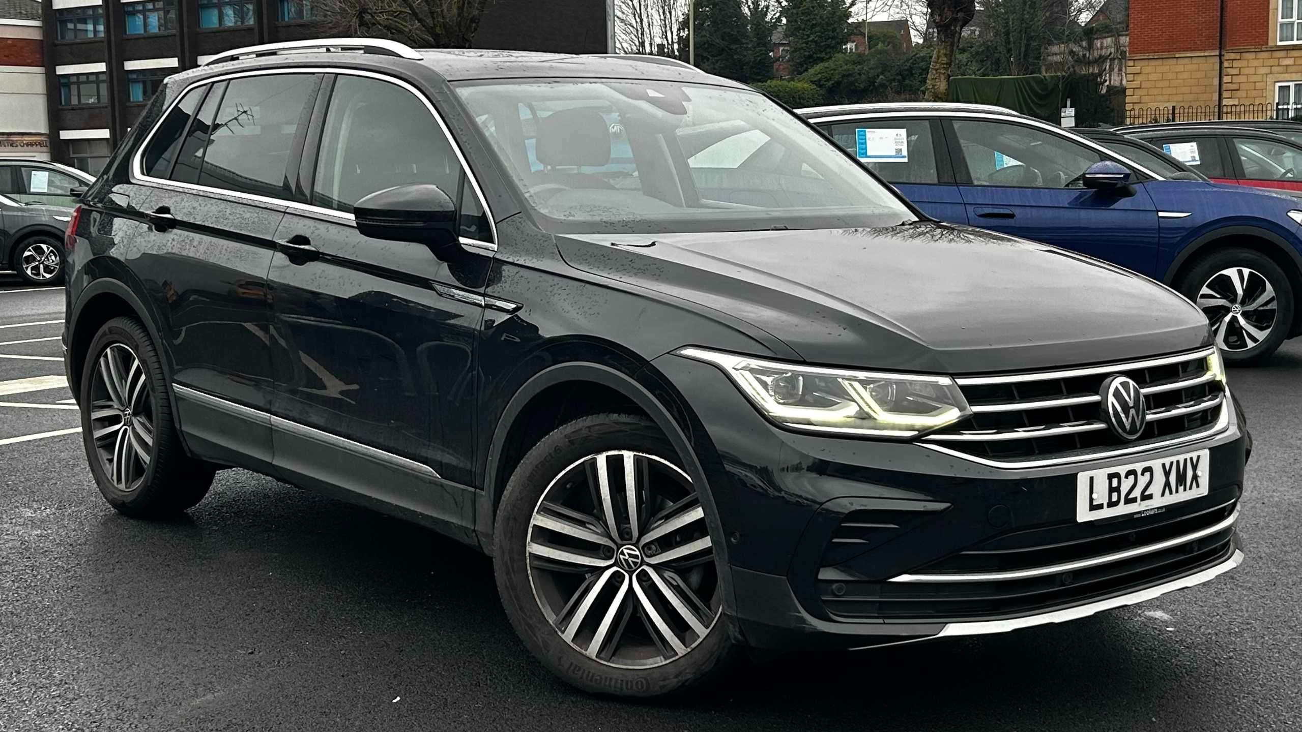 Main listing image - Volkswagen Tiguan