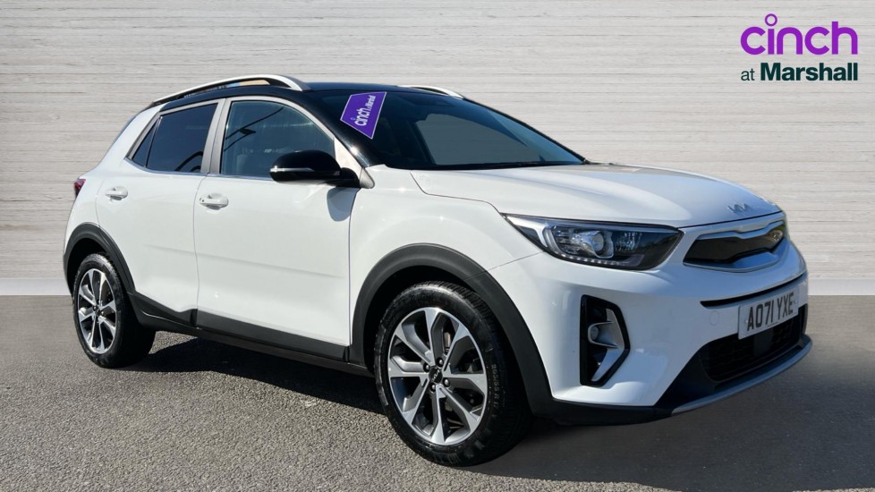 Main listing image - Kia Stonic