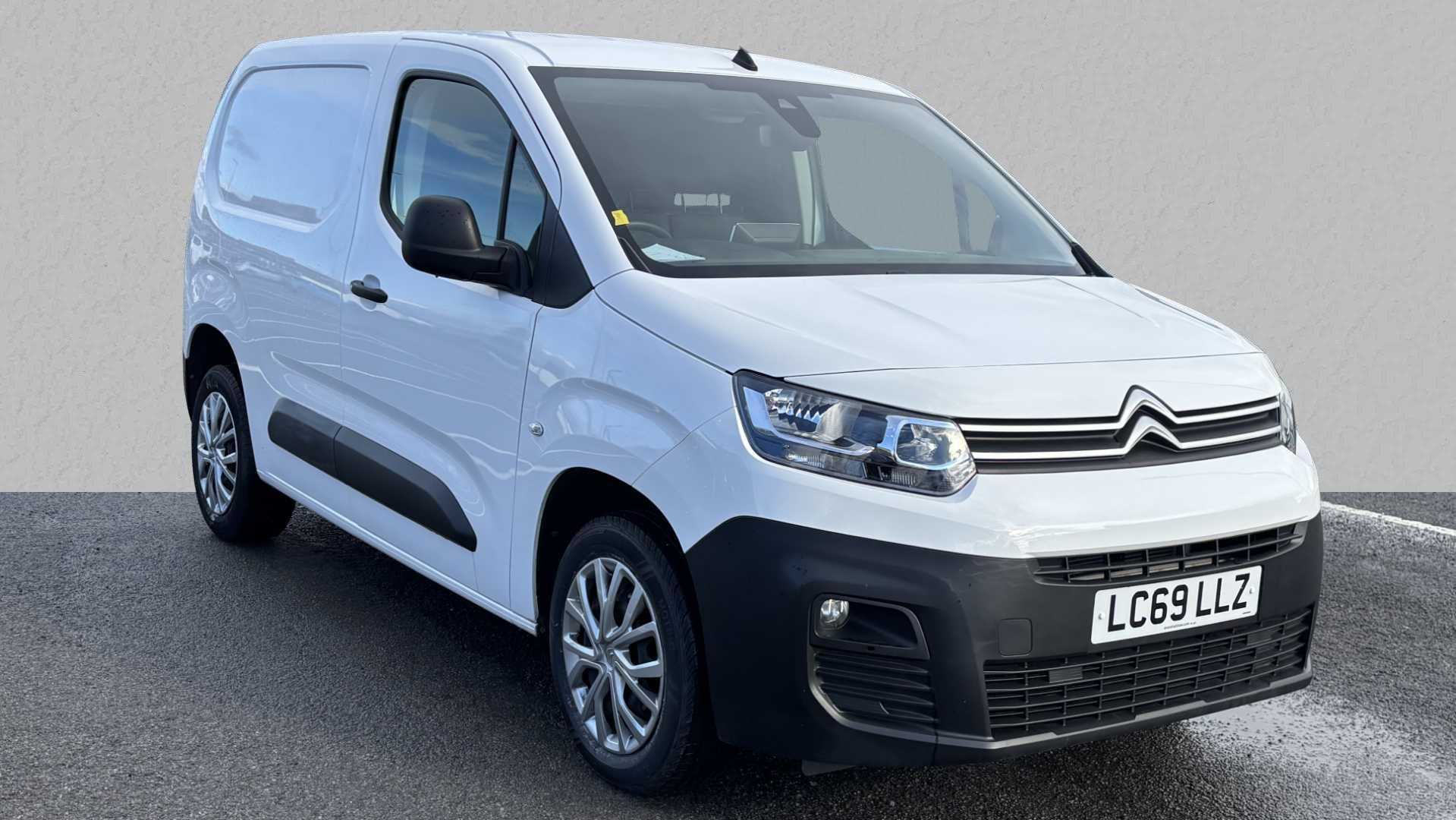 Main listing image - Citroen Berlingo Van