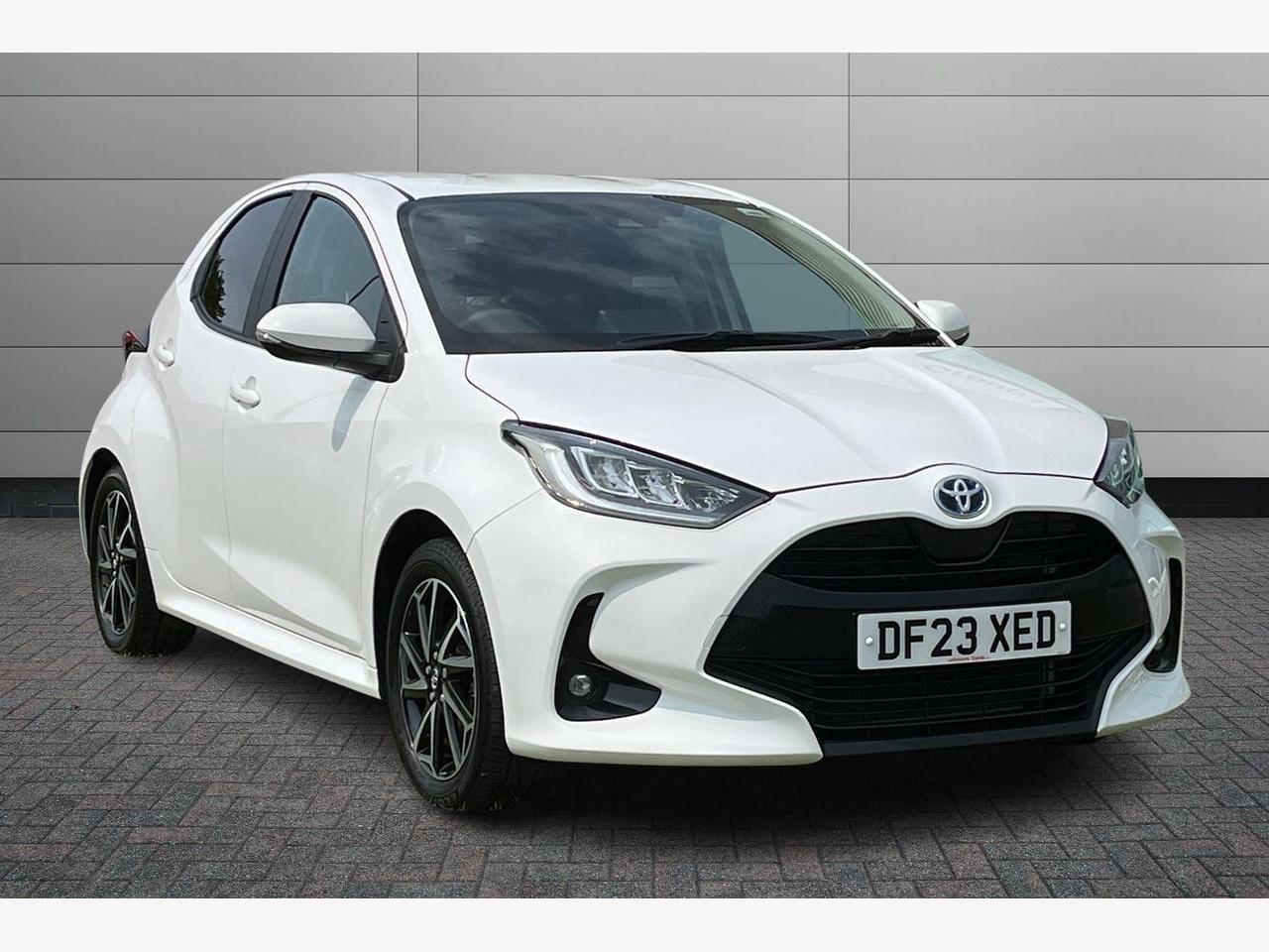 Main listing image - Toyota Yaris