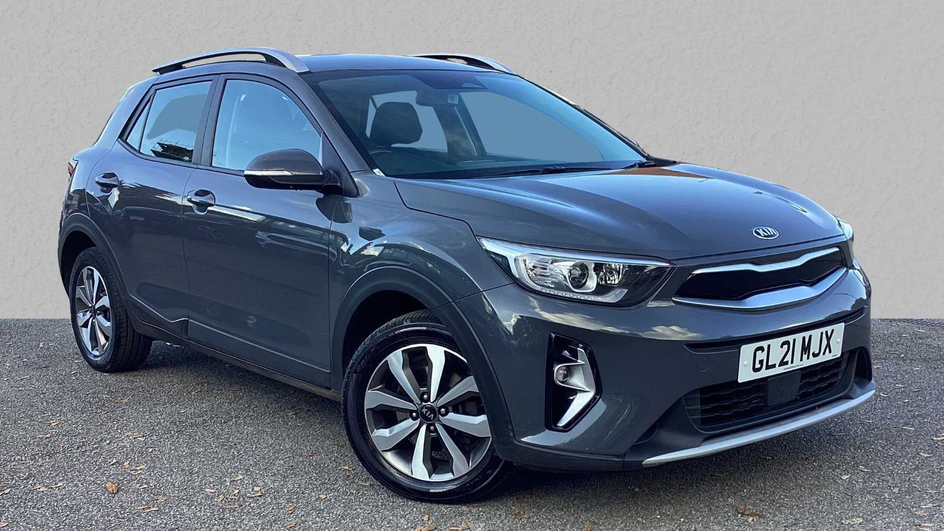 Main listing image - Kia Stonic