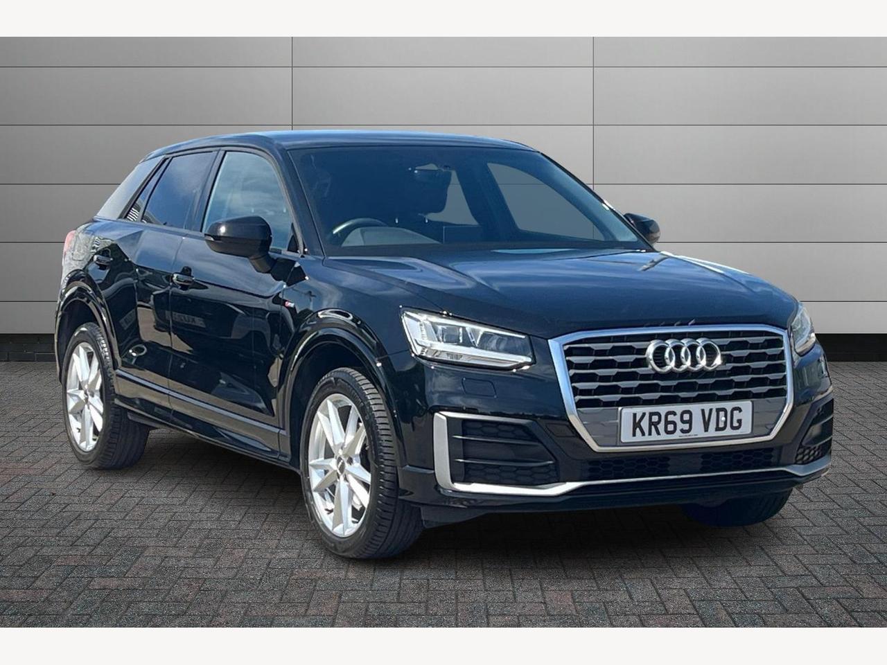 Main listing image - Audi Q2