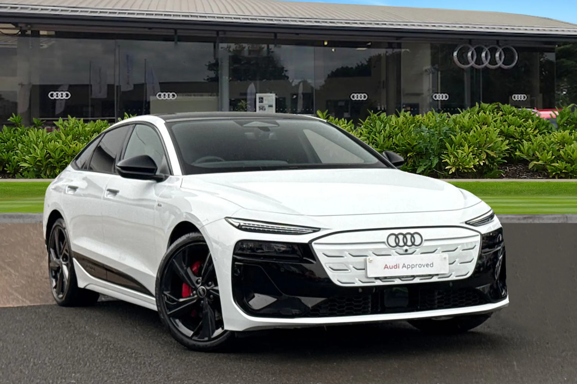 Main listing image - Audi A6
