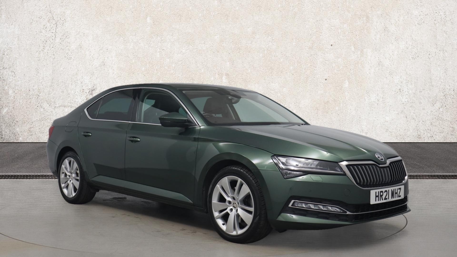 Main listing image - Skoda Superb