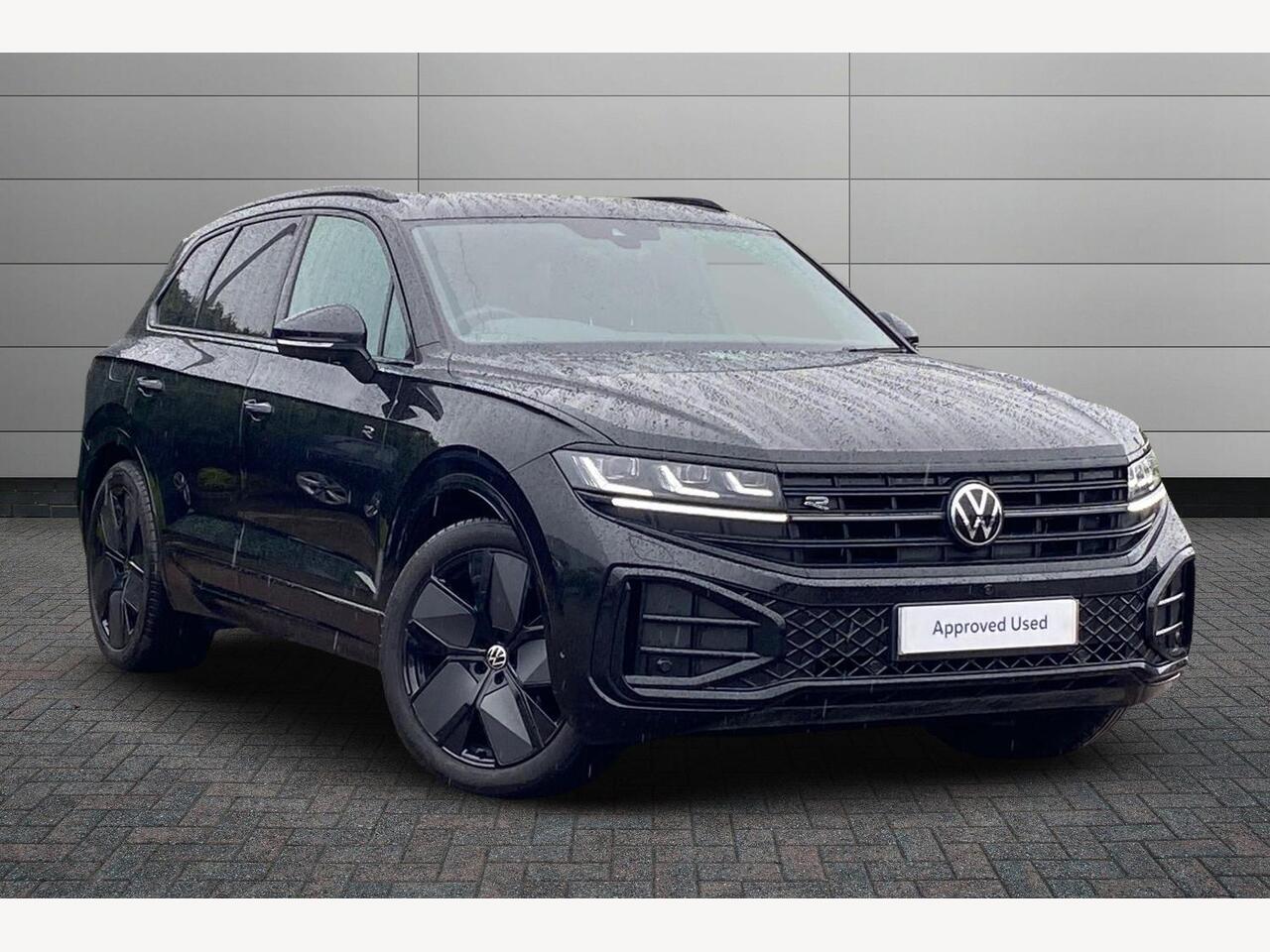 Main listing image - Volkswagen Touareg