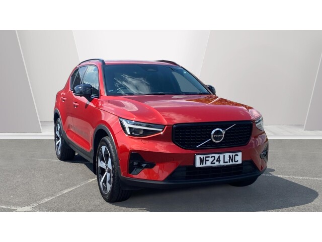 Main listing image - Volvo XC40