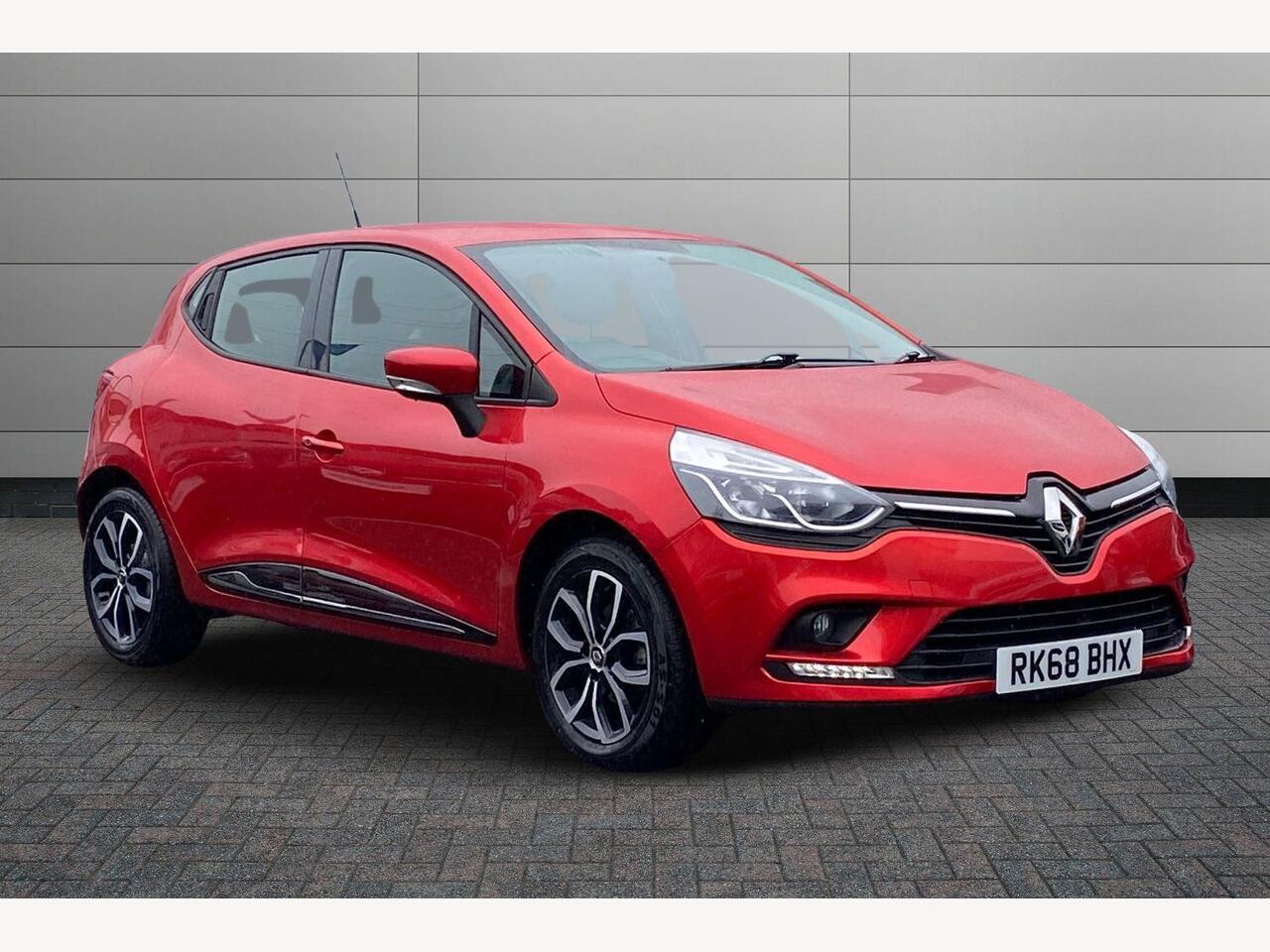 Main listing image - Renault Clio