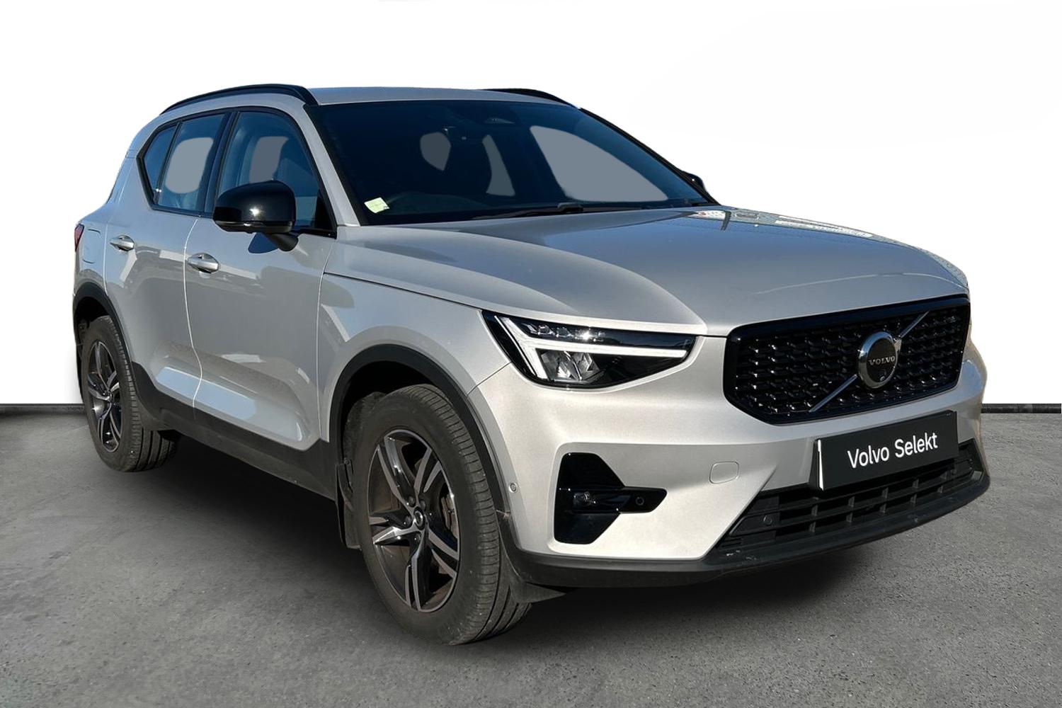 Main listing image - Volvo XC40