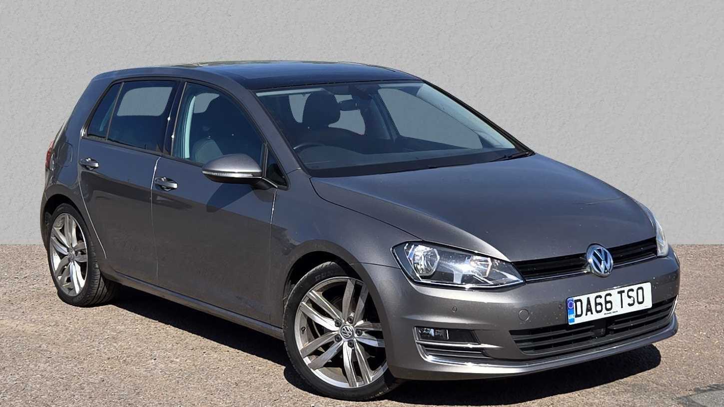 Main listing image - Volkswagen Golf