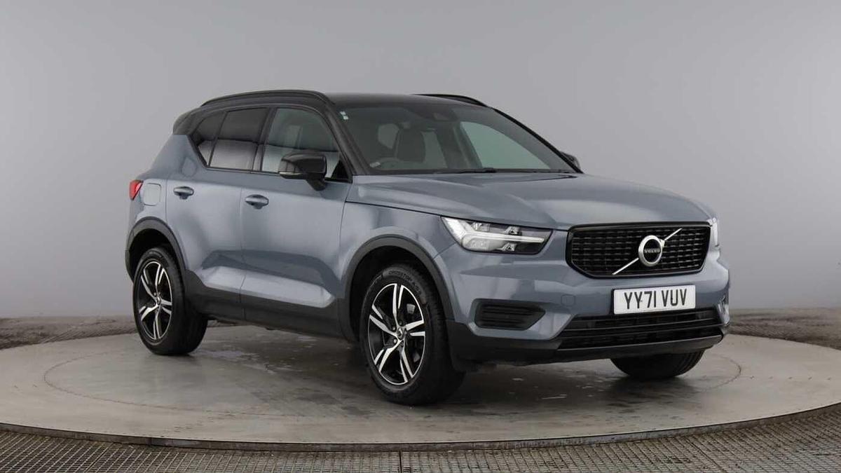 Main listing image - Volvo XC40