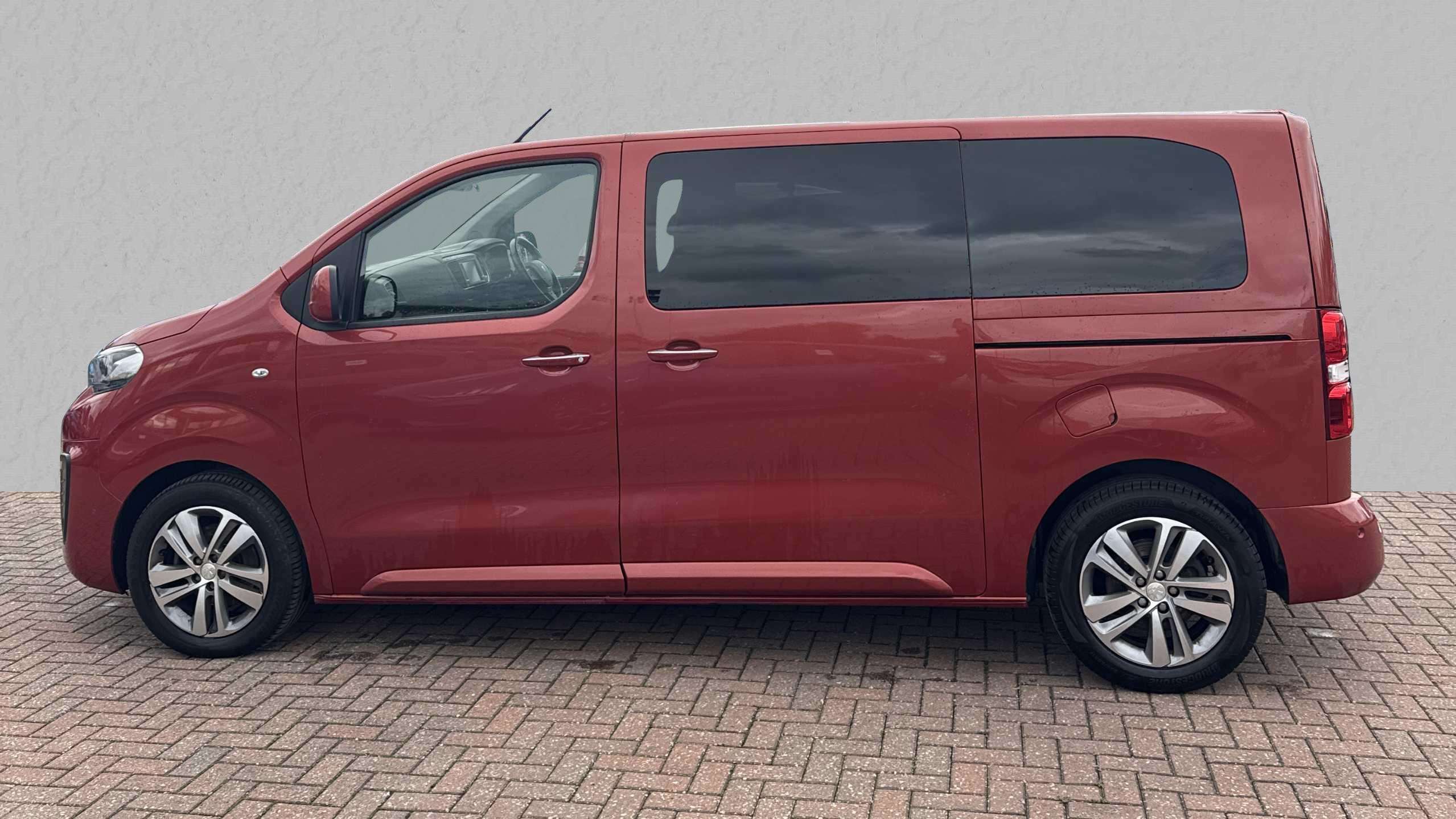 Main listing image - Peugeot Traveller