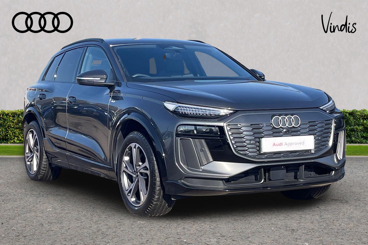 Main listing image - Audi Q6 e-tron