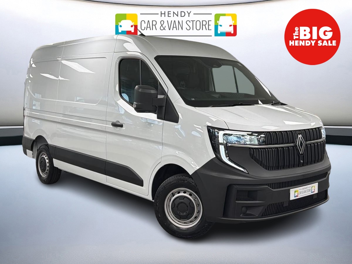 Main listing image - Renault Master