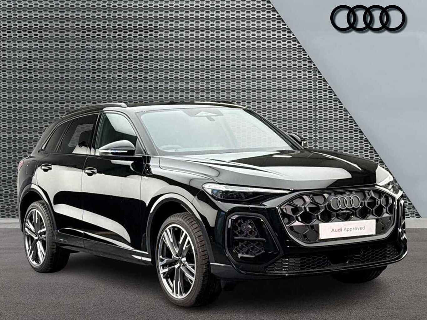 Main listing image - Audi Q5