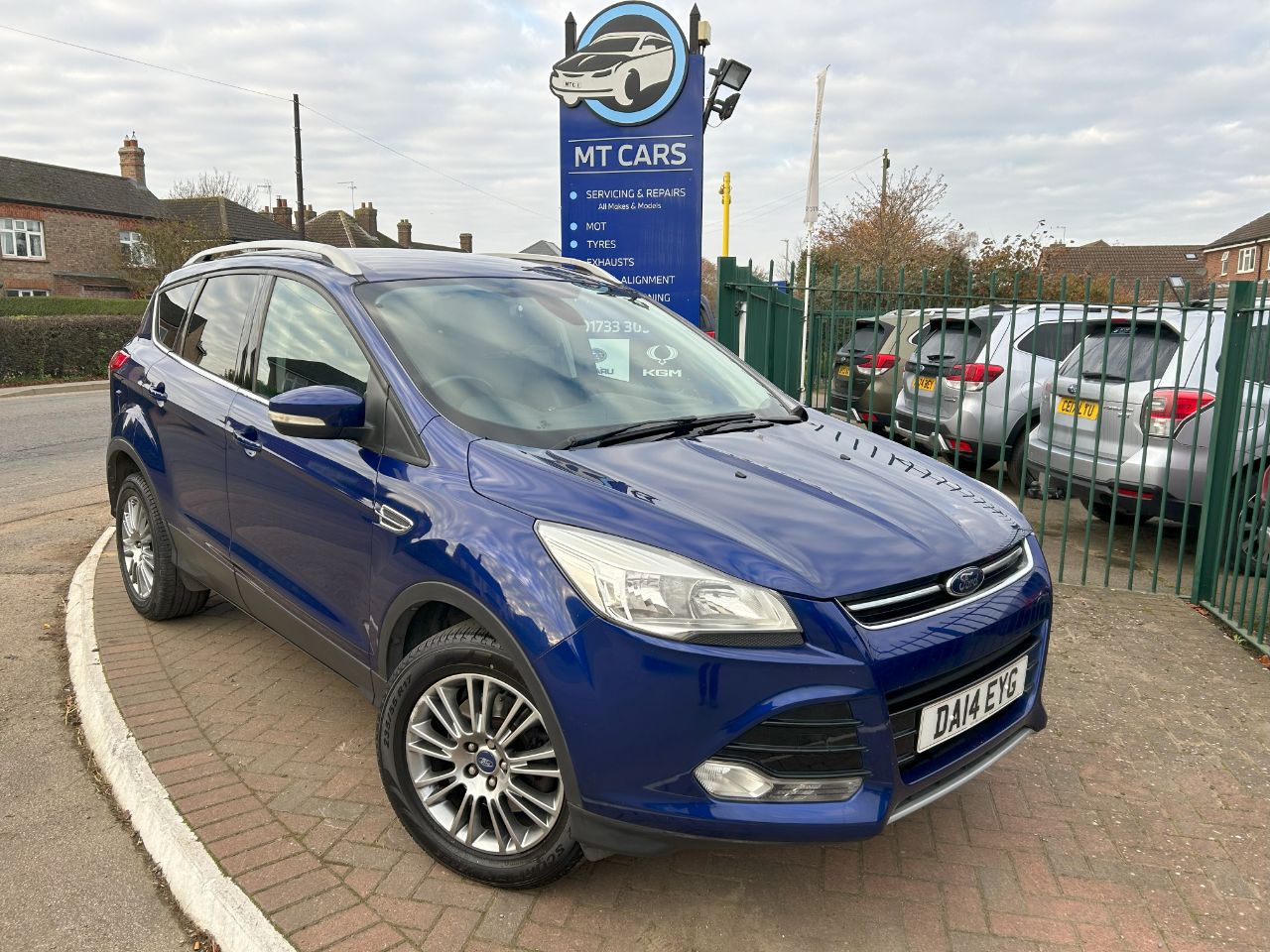 Main listing image - Ford Kuga