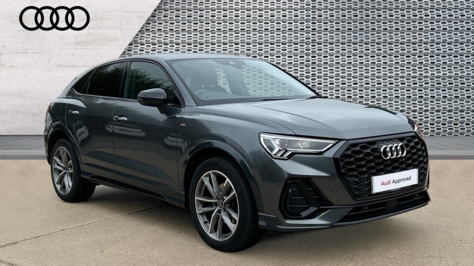 Main listing image - Audi Q3