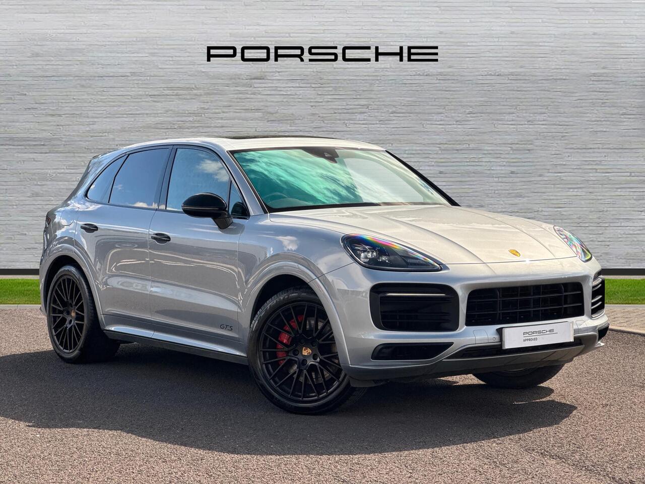 Main listing image - Porsche Cayenne