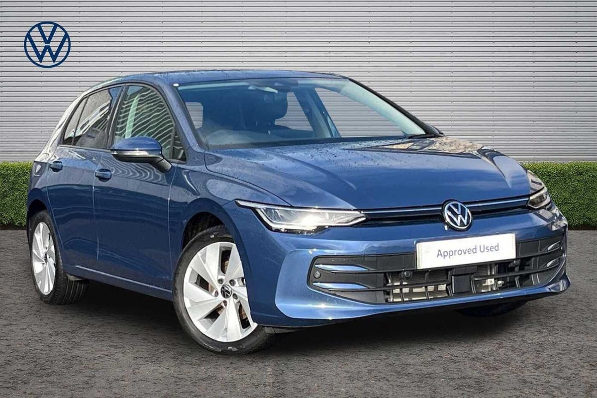Main listing image - Volkswagen Golf