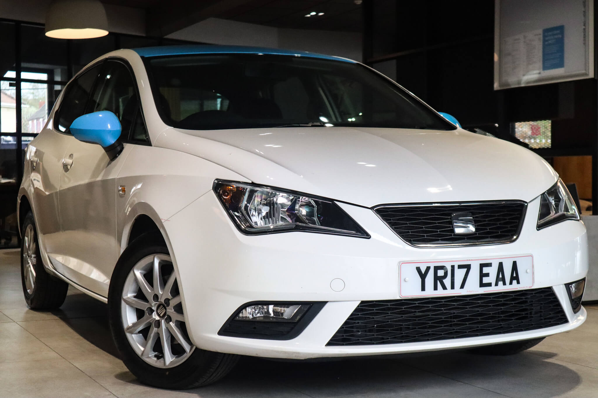 Main listing image - SEAT Ibiza