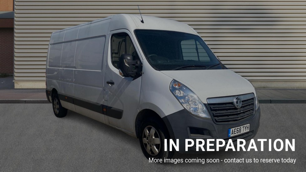 Main listing image - Vauxhall Movano