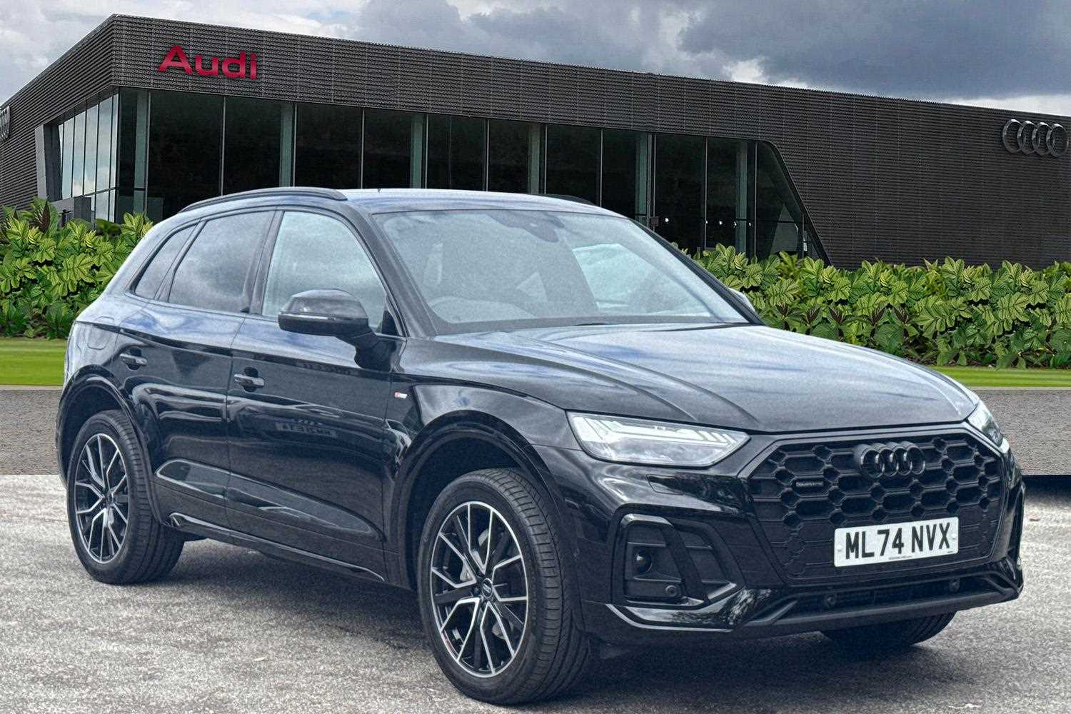 Main listing image - Audi Q5