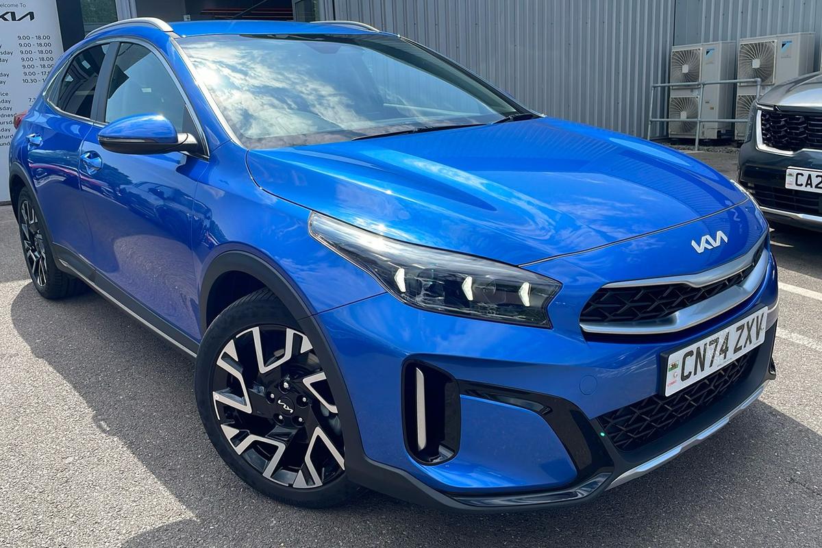 Main listing image - Kia XCeed