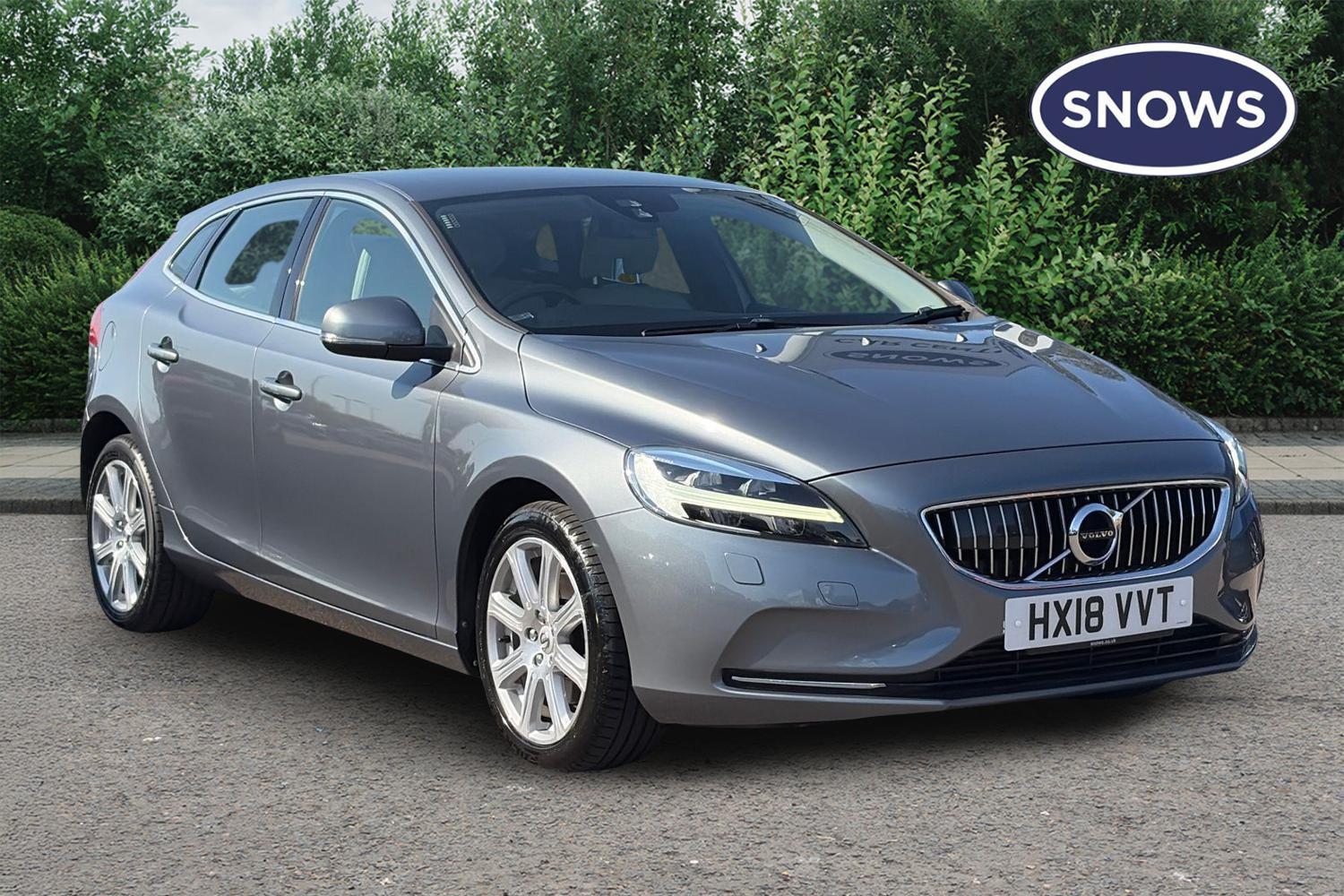 Main listing image - Volvo V40