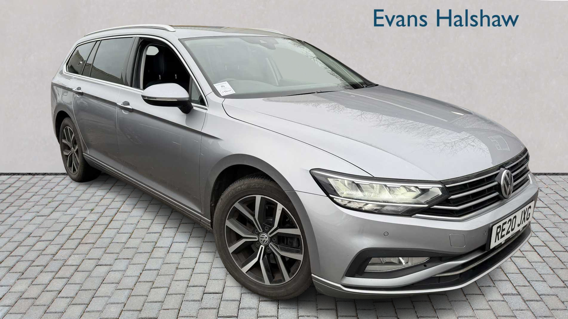 Main listing image - Volkswagen Passat Estate