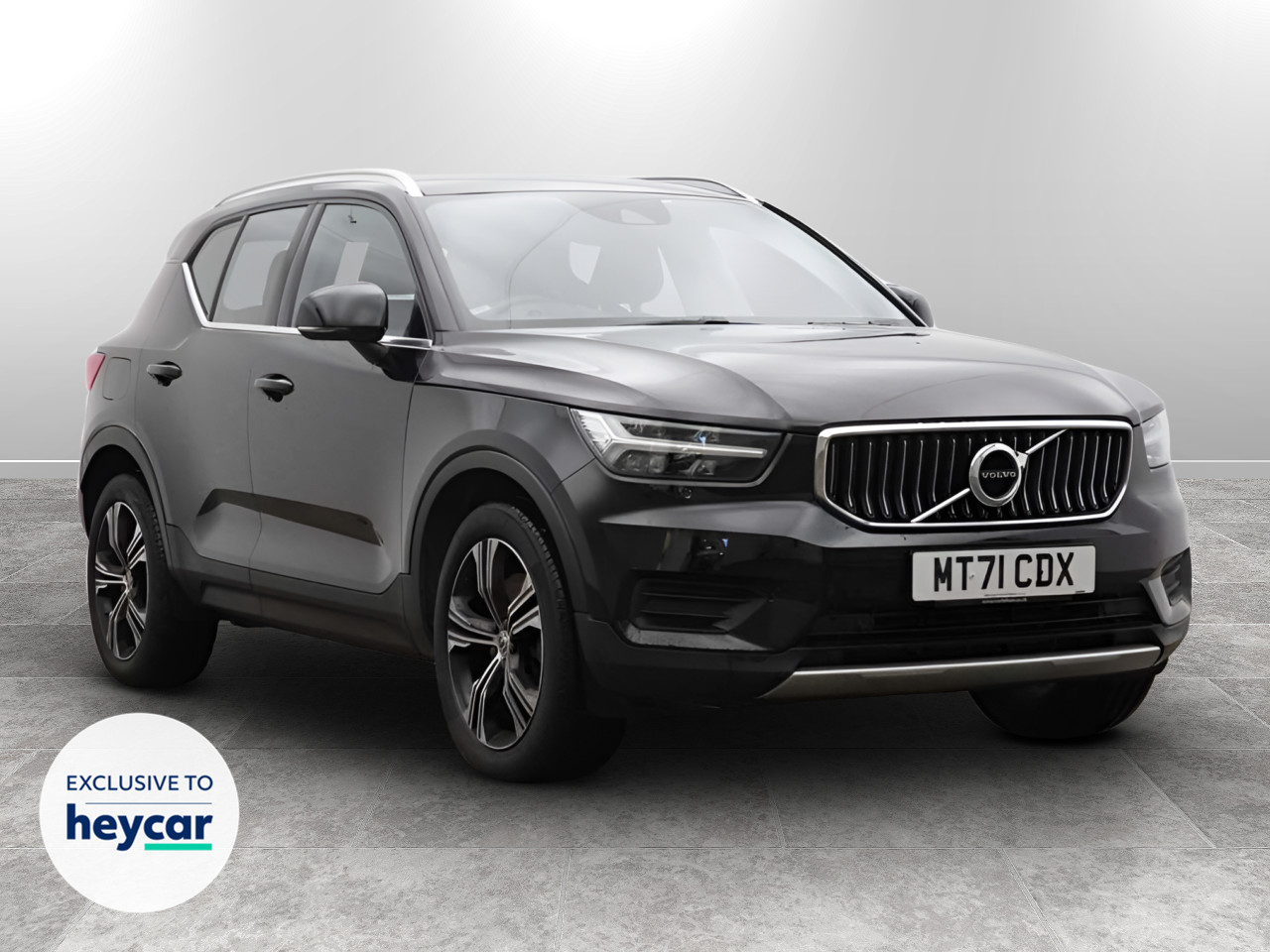 Main listing image - Volvo XC40 Recharge