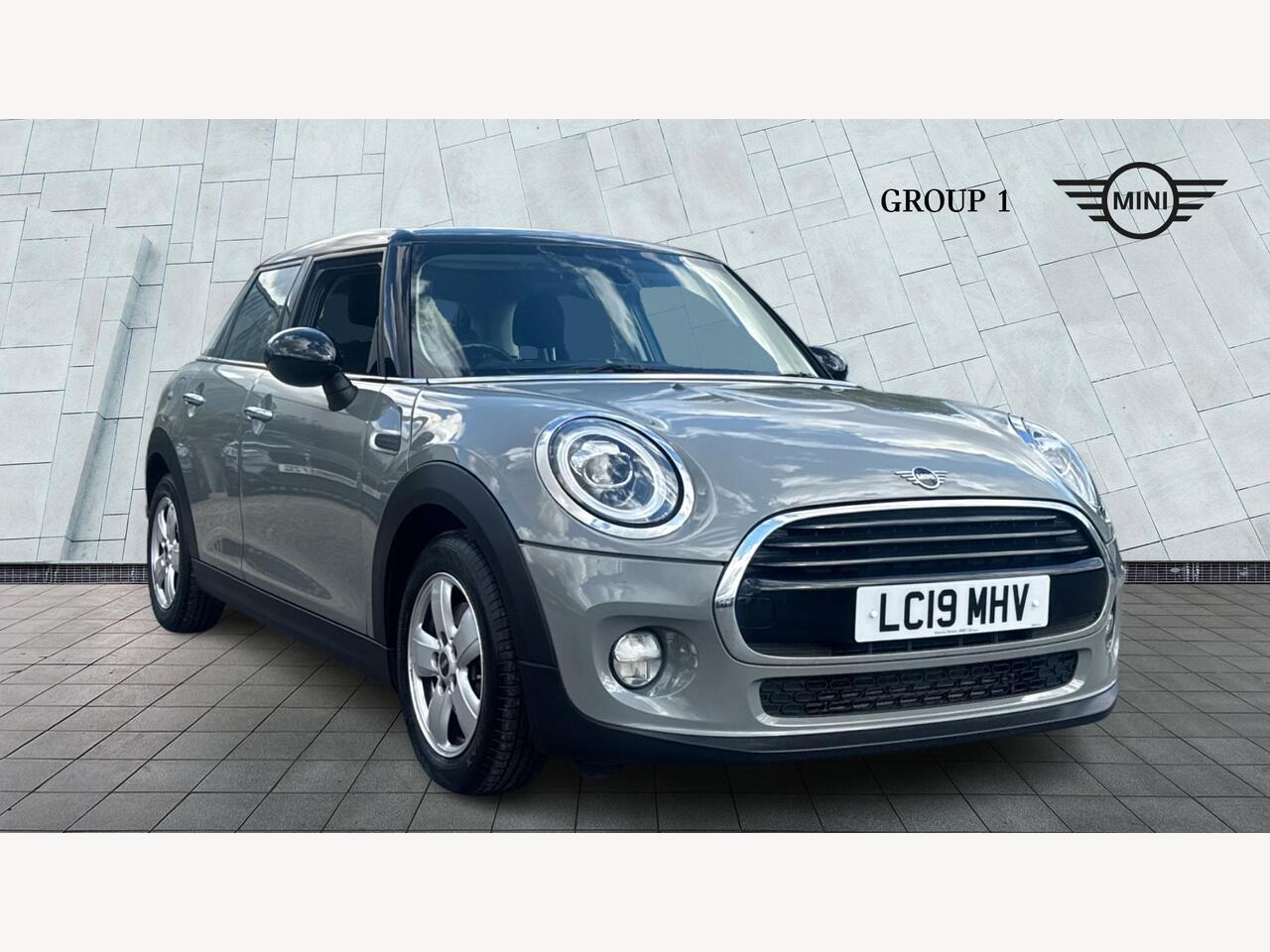 Main listing image - MINI Hatchback