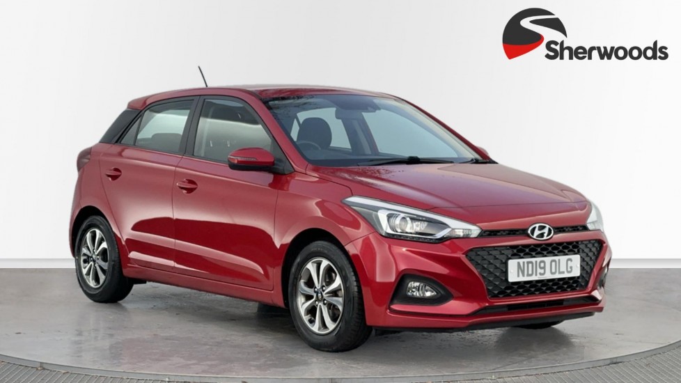 Main listing image - Hyundai i20