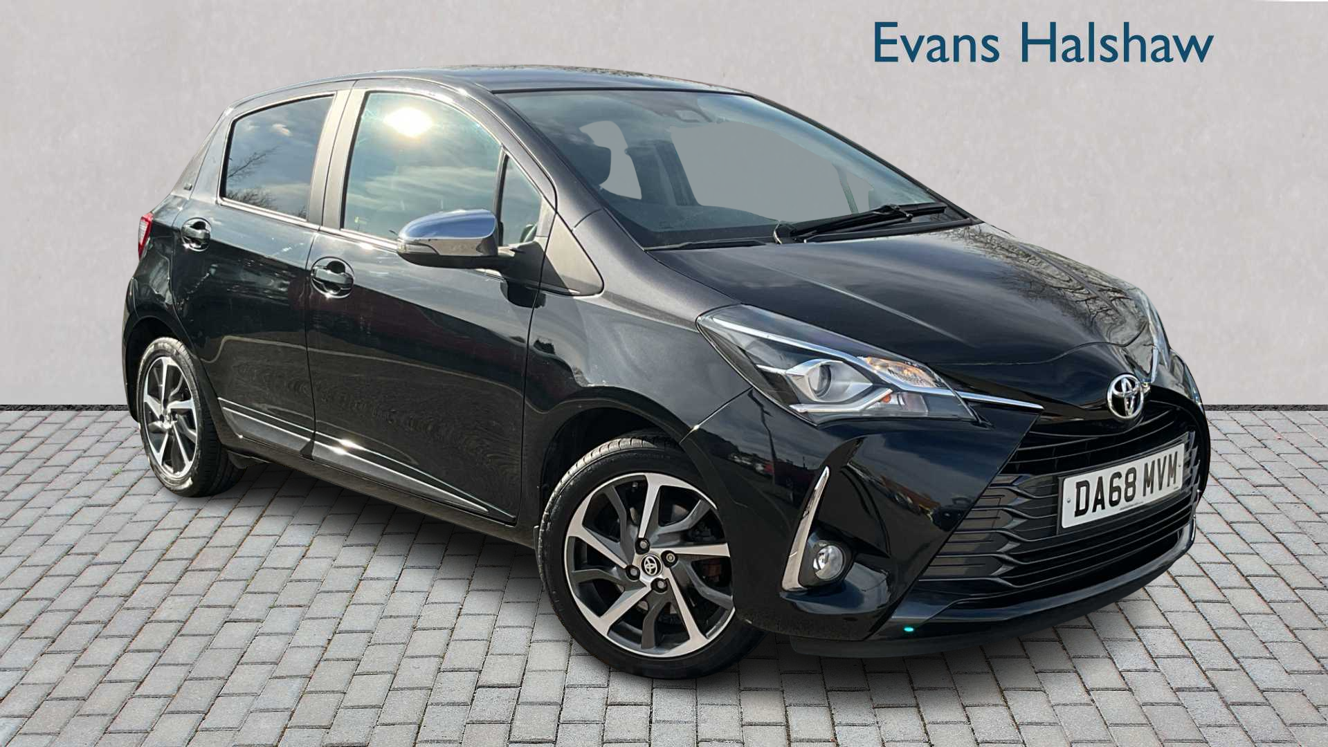 Main listing image - Toyota Yaris