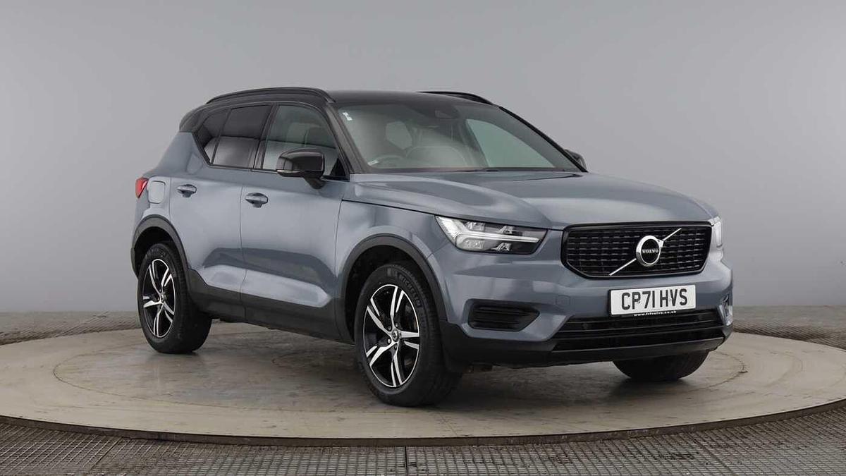 Main listing image - Volvo XC40