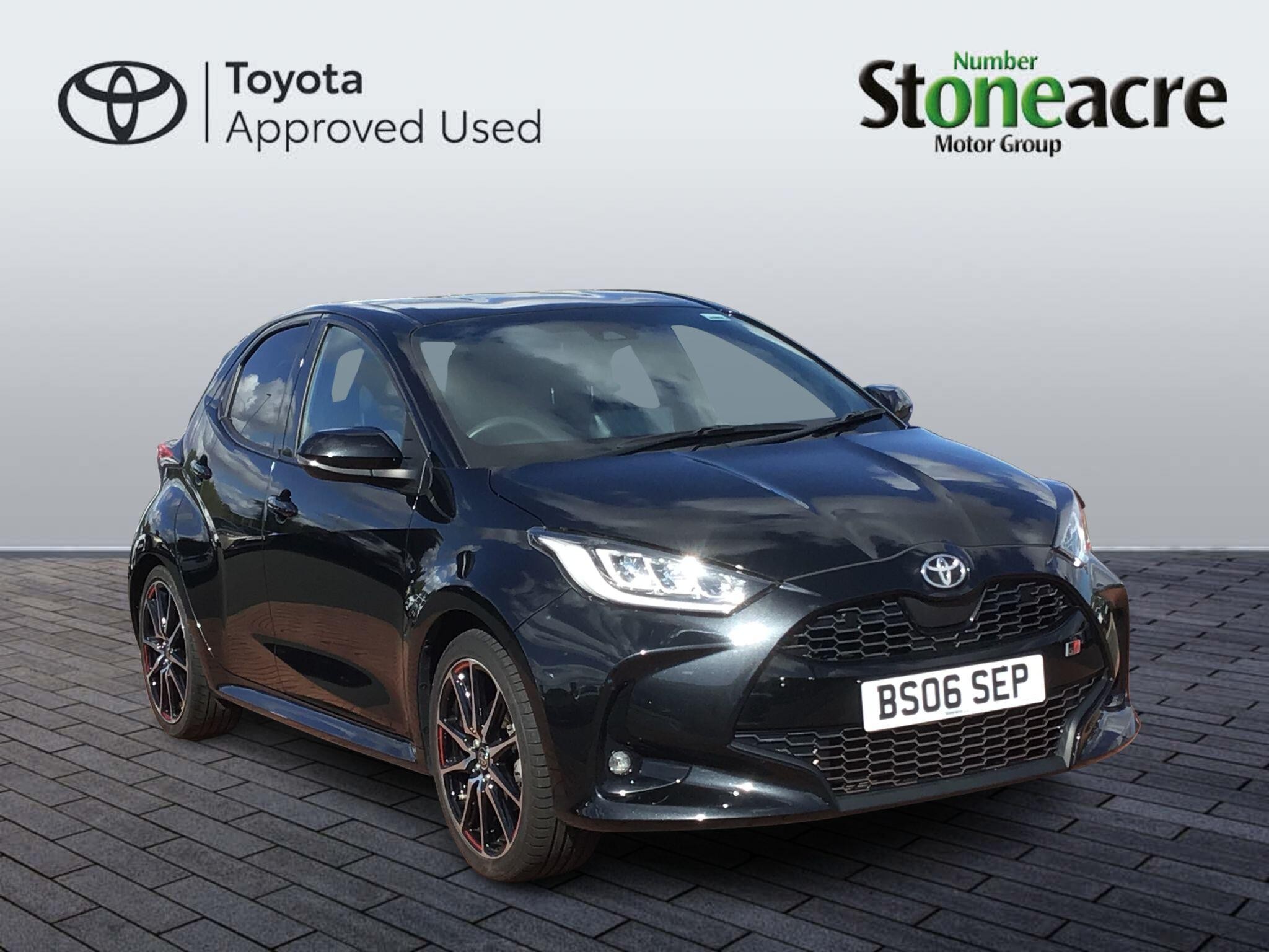 Main listing image - Toyota Yaris