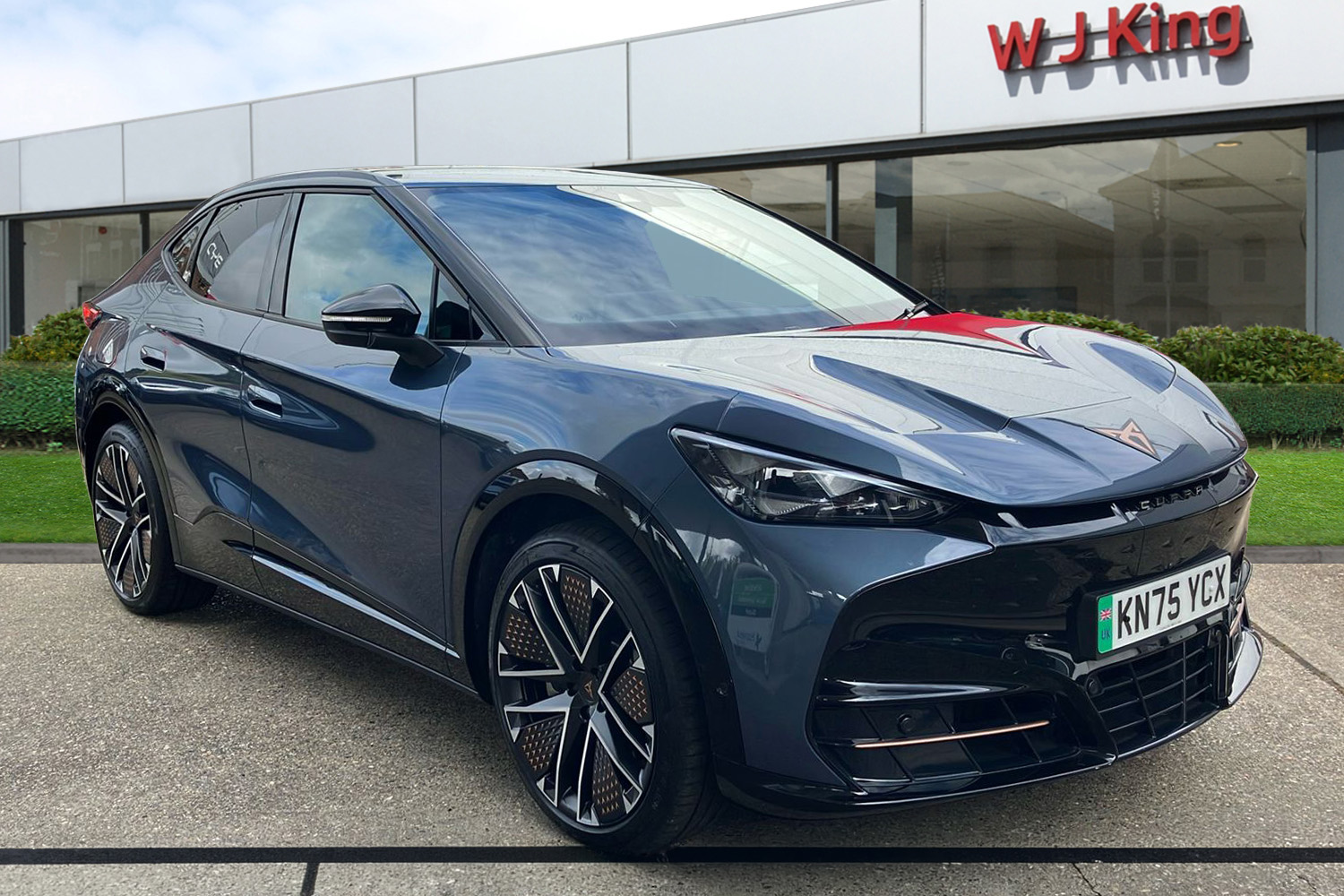 Main listing image - Cupra Tavascan