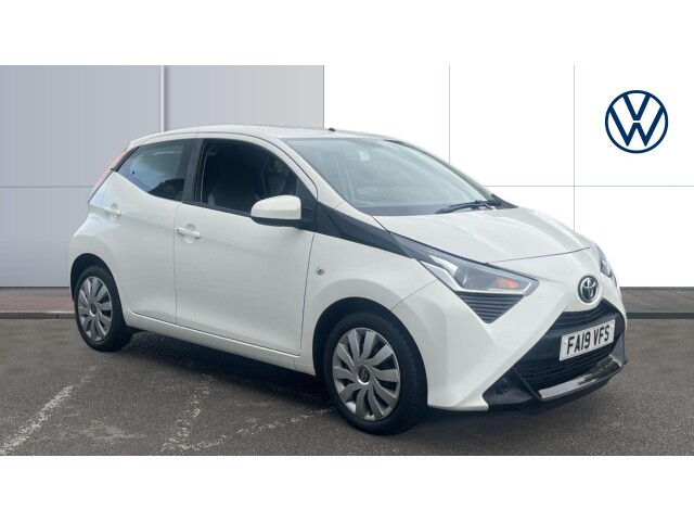 Main listing image - Toyota Aygo