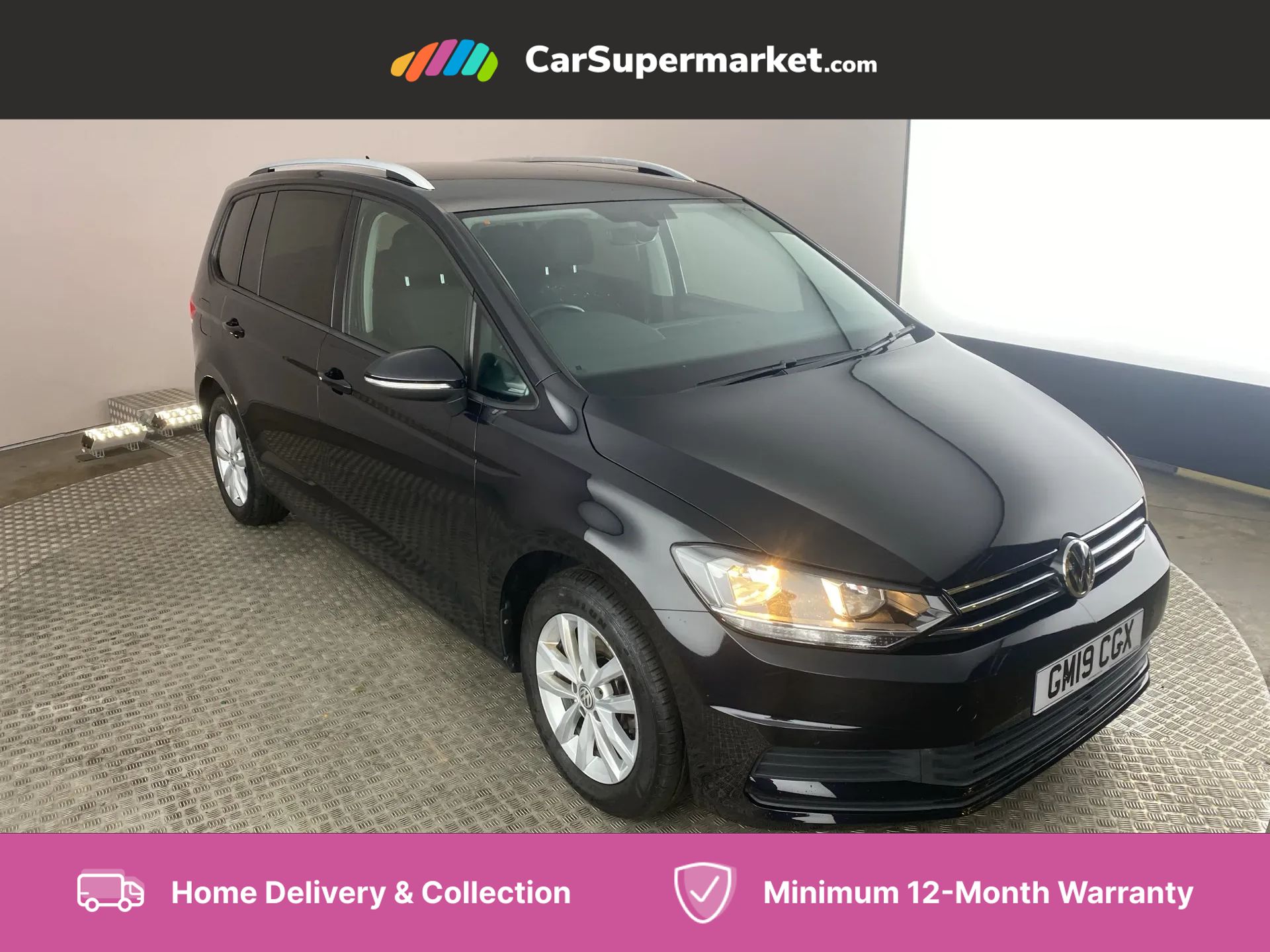 Main listing image - Volkswagen Touran