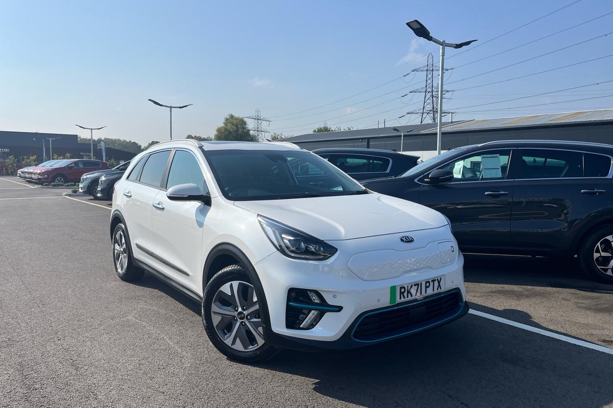 Main listing image - Kia e-Niro