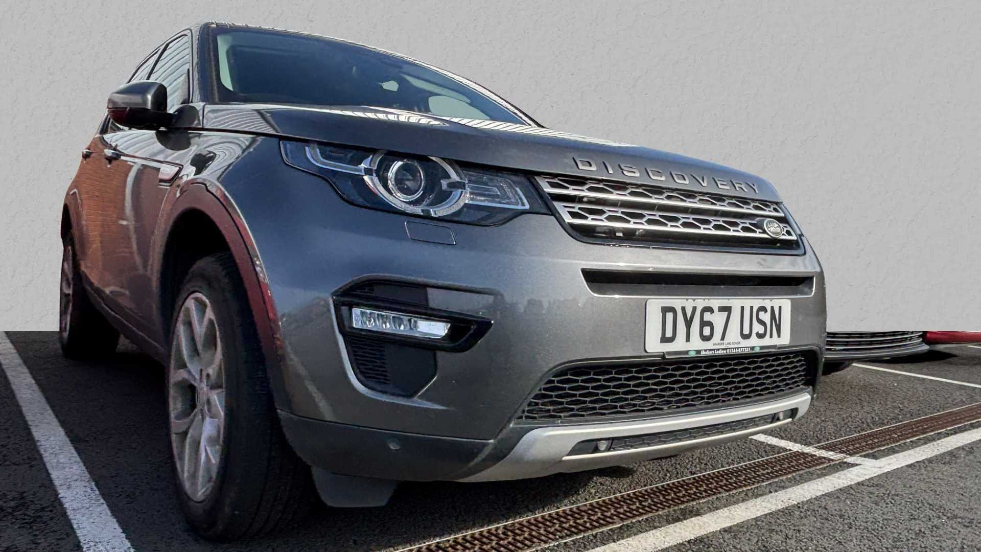 Main listing image - Land Rover Discovery Sport