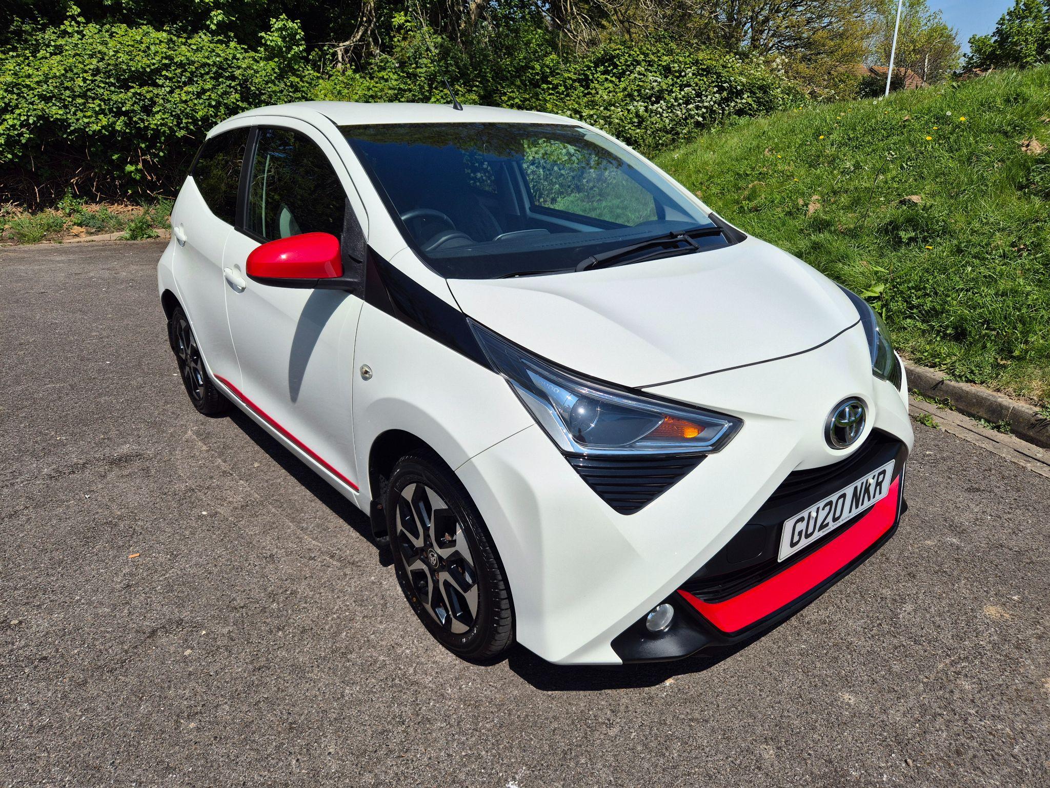 Main listing image - Toyota Aygo