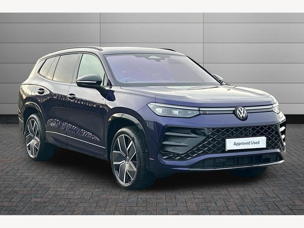 Main listing image - Volkswagen Tayron