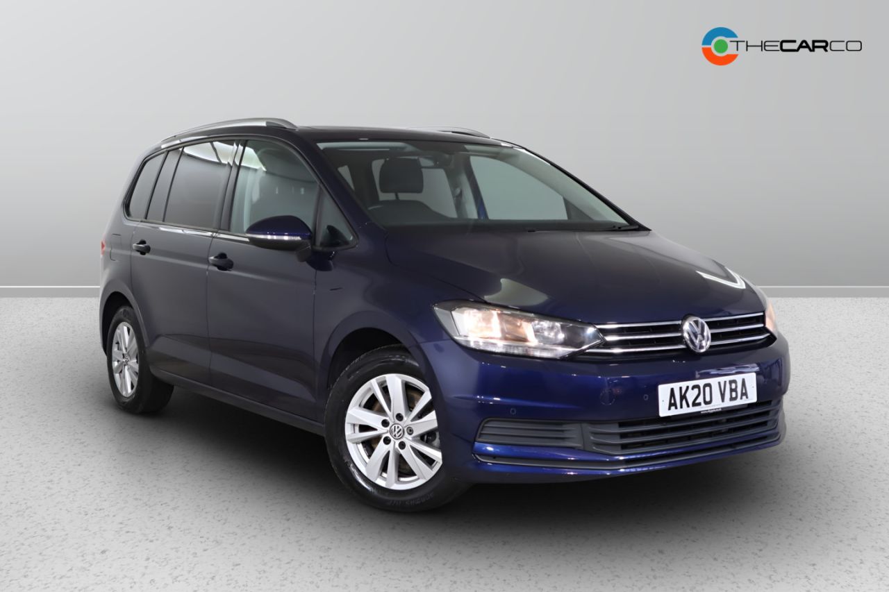 Main listing image - Volkswagen Touran